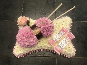 Ball, wool, knitted, knitting, crotchet, funeral, flower, tribute, Gravesend, Florist, delivery