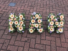 Nan, letters, word, Funeral, sympathy, wreath, tribute, flowers, florist, gravesend, Northfleet, Kent, london