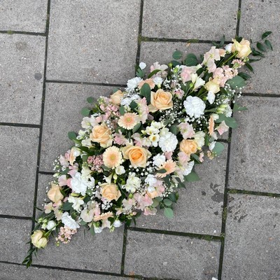 Peach, cream, white, gerbera, carnation, coffin, spray, funeral, flowers, Gravesend, florist, gravesend