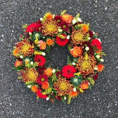 Autumnal, autumn, wreath, funeral, tribute, flowers, Gravesend, florist, delivery 