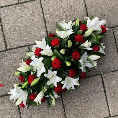 Rose, lily, coffin, casket, double, wreath, ended, spray, funeral, sympathy, flowers, tribute, florist, gravesend, Northfleet, Kent, london