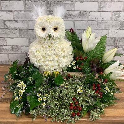 Owl, rustic, natural, funeral, flowers, tribute, wreath, florist, gravesend, northfleet, kent