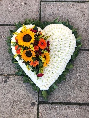 Seasonal, heart, funeral, flowers, tribute, wreath, florist, gravesend, northfleet, kent