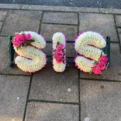 Sis, big, little, sister, funeral, flowers, wreath, tribute, gravesend, northfleet, kent, florist
