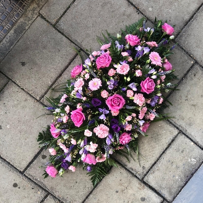 Purple, pink, white, pretty, coffin, spray, Funeral, sympathy, wreath, tribute, flowers, florist, gravesend, Northfleet, Kent, london