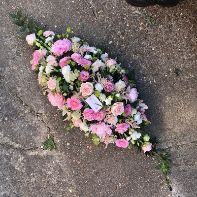 Pretty, pink, white, coffin spray, Funeral, sympathy, wreath, tribute, flowers, florist, gravesend, Northfleet, Kent, london