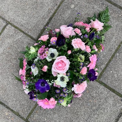 Pink, purple, white, spray, Funeral, sympathy, wreath, tribute, flowers, florist, gravesend, Northfleet, Kent, london