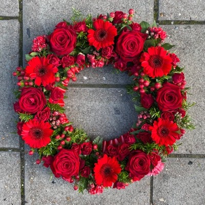 Red, Funeral, sympathy, wreath, tribute, flowers, florist, gravesend, Northfleet, Kent, london