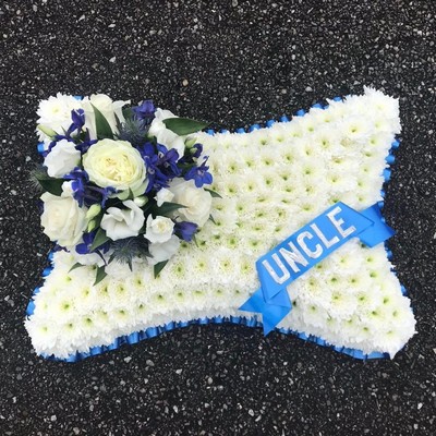 Blue, white, based, pillow, Funeral, sympathy, wreath, tribute, flowers, florist, gravesend, Northfleet, Kent, london