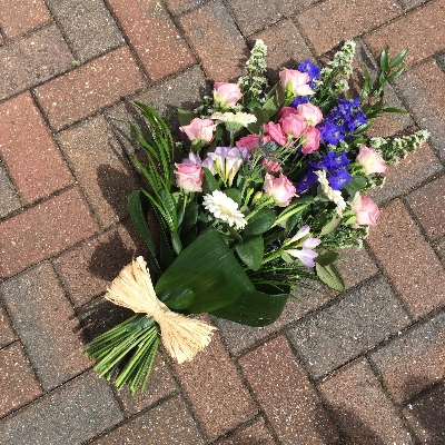 Simple, pink, purple, white, tied, sheaf, Funeral, sympathy, wreath, tribute, flowers, florist, gravesend, Northfleet, Kent, london