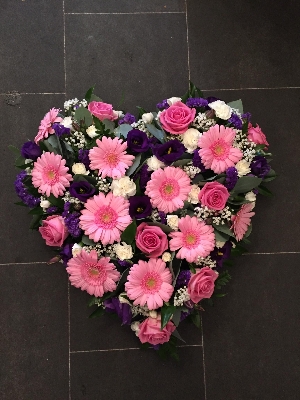 Pink, purple, white, heart, Funeral, sympathy, wreath, tribute, flowers, florist, gravesend, Northfleet, Kent, london