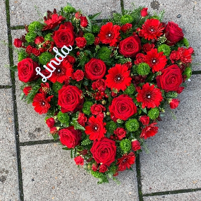 Red, heart, Funeral, sympathy, wreath, tribute, flowers, florist, gravesend, Northfleet, Kent, london