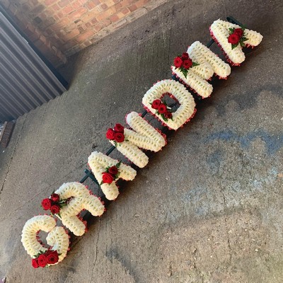 Gran, grandma, granny, grandmother, letters, word, Funeral, sympathy, wreath, tribute, flowers, florist, gravesend, Northfleet, Kent, london
