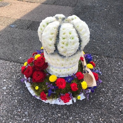 Chef, cook, hat, 3D, Funeral, sympathy, wreath, tribute, flowers, florist, gravesend, Northfleet, Kent, london