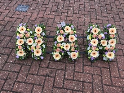 Nan, letters, word, Funeral, sympathy, wreath, tribute, flowers, florist, gravesend, Northfleet, Kent, london