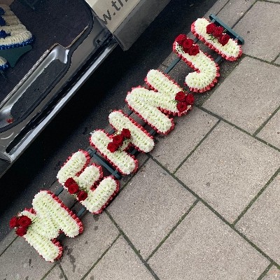 Mehnji, letters, Sikh, Hindi, Funeral, sympathy, wreath, tribute, flowers, florist, gravesend, Northfleet, Kent, london