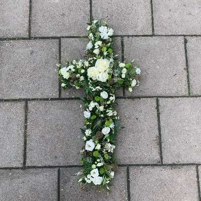 Natural, wild, woodland, white, cross, Funeral, sympathy, wreath, tribute, flowers, florist, gravesend, Northfleet, Kent, london