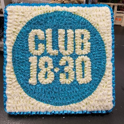 Club, 18, 30, logo, Funeral, sympathy, wreath, tribute, flowers, florist, gravesend, Northfleet, Kent, london