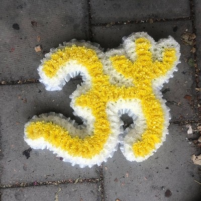 Hindu, Aum, om, yellow, white, Funeral, sympathy, wreath, tribute, flowers, florist, gravesend, Northfleet, Kent, london