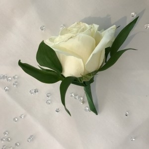Rose, buttonhole, button, hole, groom, best man, dad, usher, wedding, Northfleet, Gravesend, Kent, London.