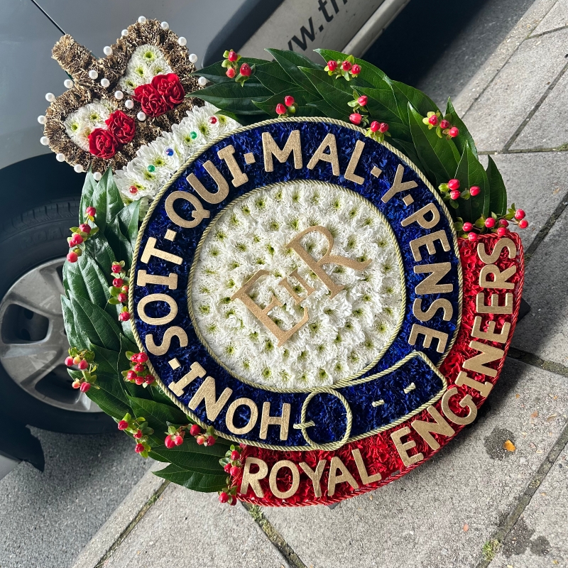 Royal, engineers, badge, logo, medal, British, army, military, Funeral, sympathy, wreath, tribute, flowers, florist, gravesend, Northfleet, Kent, London, Essex 