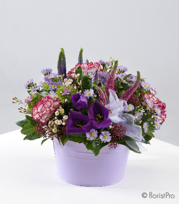 purple, pink, low, table, gift, arrangement, www.thegravesendflorist.co.uk