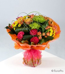 bright, vibrant, luxury, handtie, gift, bouquet, www.thegravesendflorist.co.uk