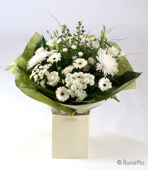 white, rose, gerbera, chrysanthemum, handtie, gift, bouquet, www.thegravesendflorist.co.uk