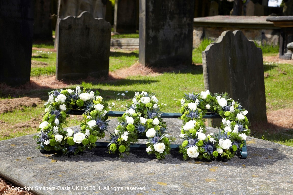 Dad, daddy, father, funeral, letters, flowers, tribute, wreath, Gravesend, florist, delivery