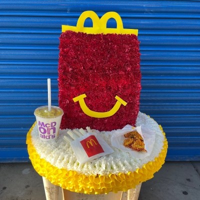 McDonald’s, happy, meal, McNuggets, nuggets, milkshake, fries, Funeral, sympathy, wreath, tribute, flowers, florist, gravesend, Northfleet, Kent, London, traveller, gypsy