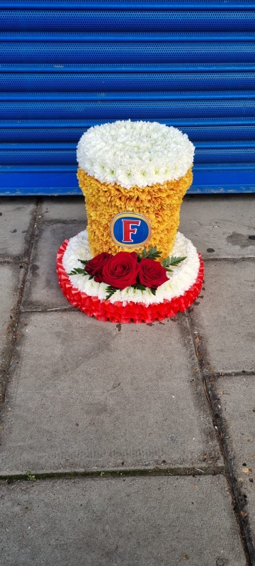 Pint, beer, bitter, lager, stout, glass, Funeral, sympathy, wreath, tribute, flowers, florist, gravesend, Northfleet, Kent, London