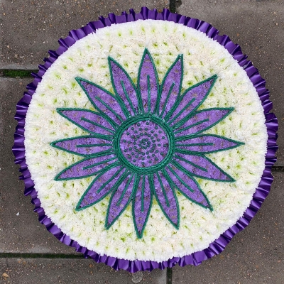 Aster, daisy, mayfield, grammar, Funeral, sympathy, wreath, tribute, flowers, florist, gravesend, Northfleet, Kent, London, Essex 