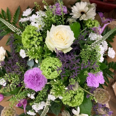 Purple haze handtie bouquet