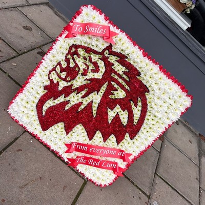 Leo’s, Red, lion, logo, Funeral, sympathy, wreath, tribute, flowers, florist, gravesend, Northfleet, Kent, London, Essex 