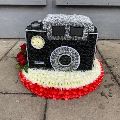 Retro, vintage, camera, digital, slr, Funeral, sympathy, wreath, tribute, flowers, florist, gravesend, Northfleet, Kent, London