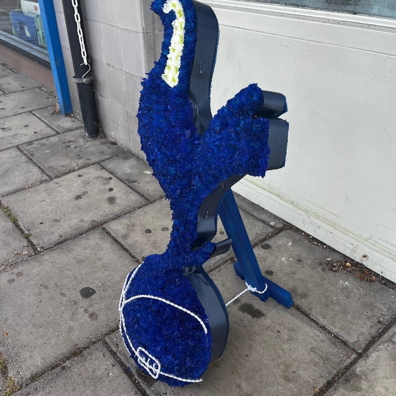 Spurs, cockerel, Tottenham, hotspur, Funeral, sympathy, wreath, tribute, flowers, florist, gravesend, Northfleet, Kent, London, Essex 