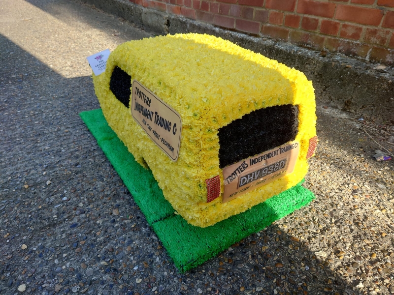 Yellow, robin, reliant, van, trotters, only, fools, horses, Funeral, sympathy, wreath, tribute, flowers, florist, gravesend, Northfleet, Kent, London, Essex 