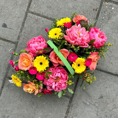 Tutti fruiti, yellow, orange, pink, basket, Funeral, sympathy, wreath, tribute, flowers, florist, gravesend, Northfleet, Kent, London, Essex 