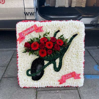 Wheelbarrow, wheel, barrow, garden, gardener, Funeral, sympathy, wreath, tribute, flowers, florist, gravesend, Northfleet, Kent, London