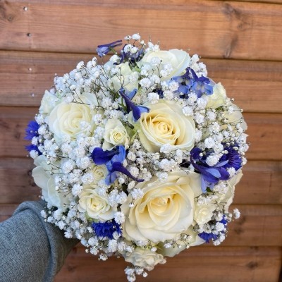 Wedding, bride, bridesmaid, bouquet, handtie, rose, gypsophila, delphinium, white, blue, ivory, Northfleet, Gravesend, Kent, London, delivery