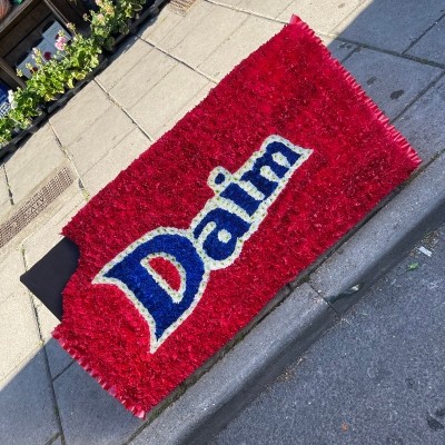 Daim, chocolate, bar, chocoholic, Funeral, sympathy, wreath, tribute, flowers, florist, gravesend, Northfleet, Kent, London