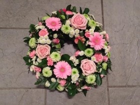 Funeral, wreath, flowers, gravesend, florist, delivery