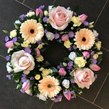 Funeral, wreath, flowers, gravesend, florist, delivery