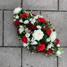 Red, white, funeral, spray, oasis, wreath, flowers, Gravesend, florist, delivery 