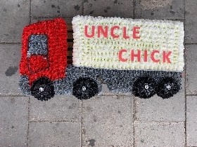 Articulated, lorry, truck, tribute, wreath, flowers, floral, Gravesend, kent, driver, haulage, sympathy