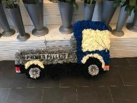 Pick up, truck, flatbed, lorry, gypsy, traveller, funeral, sympathy, wreath, tribute, frame, flowers, floral, Gravesend, kent