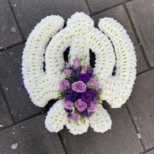 Orange, white, Khanda, Sikh, symbol, funeral, Darbar, gurdwara, flowers, wreath, tribute, gravesend, florist, medway, Dartford, kent, guru, Nanak, 