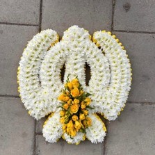 Orange, white, Khanda, Sikh, symbol, funeral, Darbar, gurdwara, flowers, wreath, tribute, gravesend, florist, medway, Dartford, kent, guru, Nanak, 