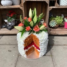 Cake, funeral, flowers, tribute, wreath, florist, gravesend, northfleet, kent, london