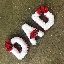 Silk, artificial, dad, Funeral, sympathy, wreath, tribute, flowers, florist, gravesend, Northfleet, Kent, london, hire